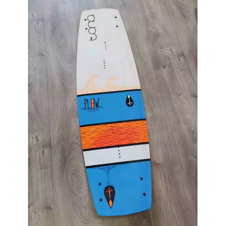 PLANCHE DE KITESURF TONA FLOW 140x43CMS - OCCASION